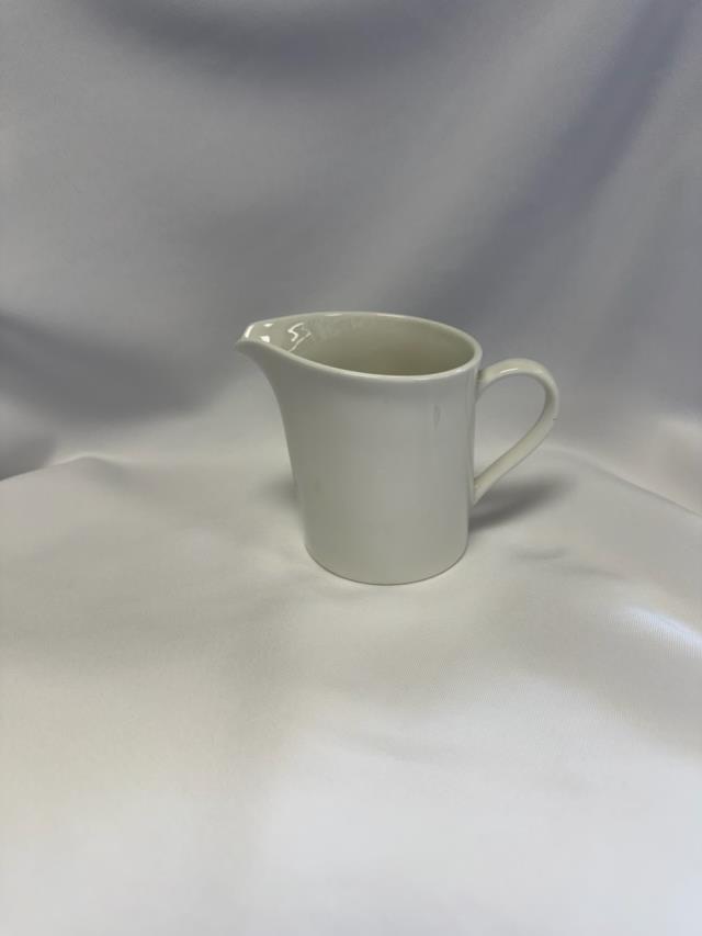 Rental store for White China Creamer in St. Louis MO